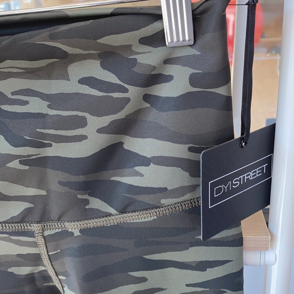 DYI SIGNATURE PRINTED TIGHT - Picture 2 of 2